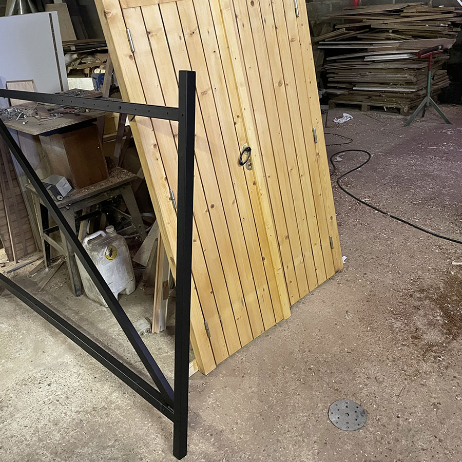 Menuiserie Parade : fabricant de porte à Saint-Astier près de Périgueux & Ribérac